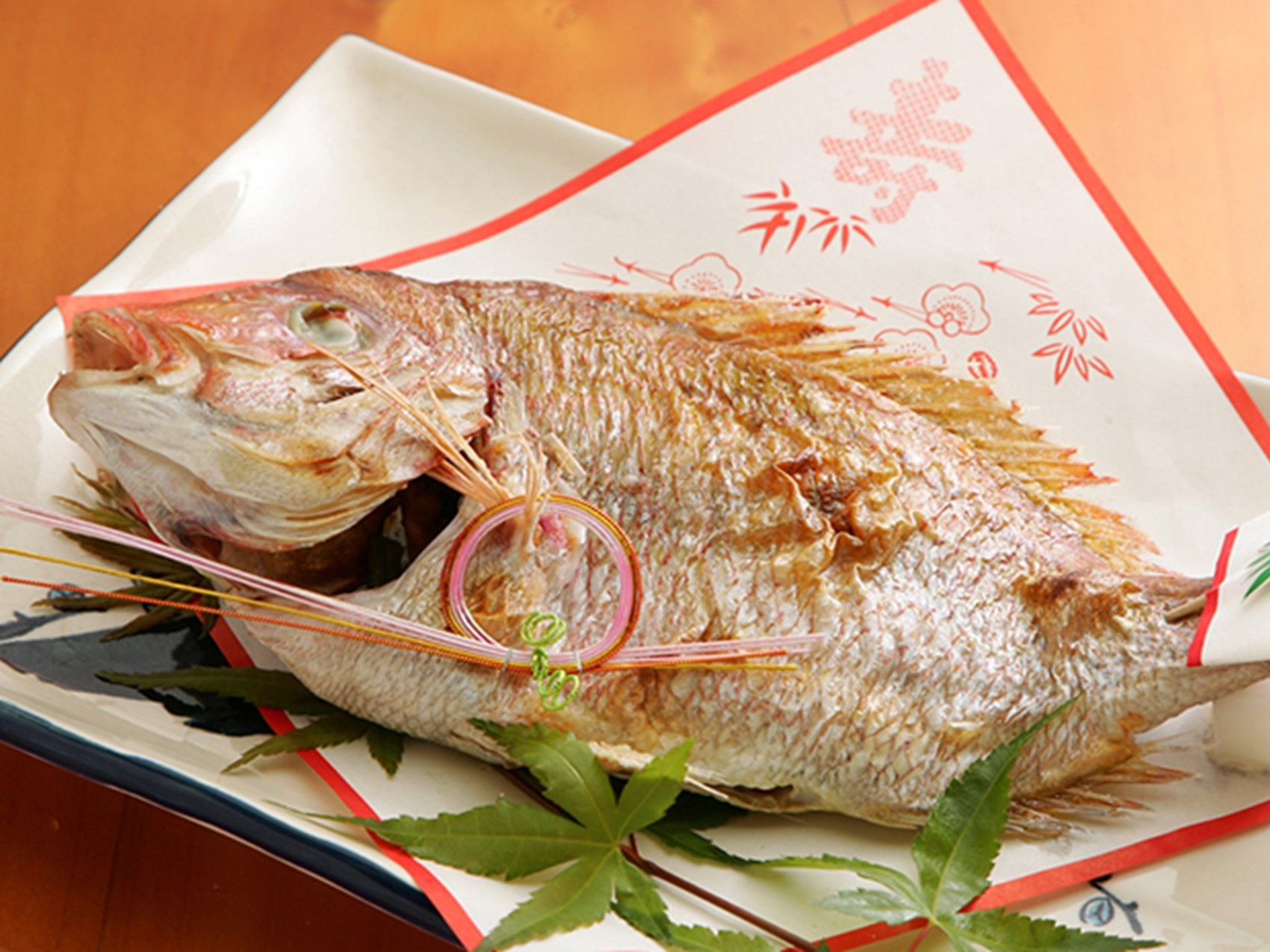 『炭火焼き 鯛の姿焼き』