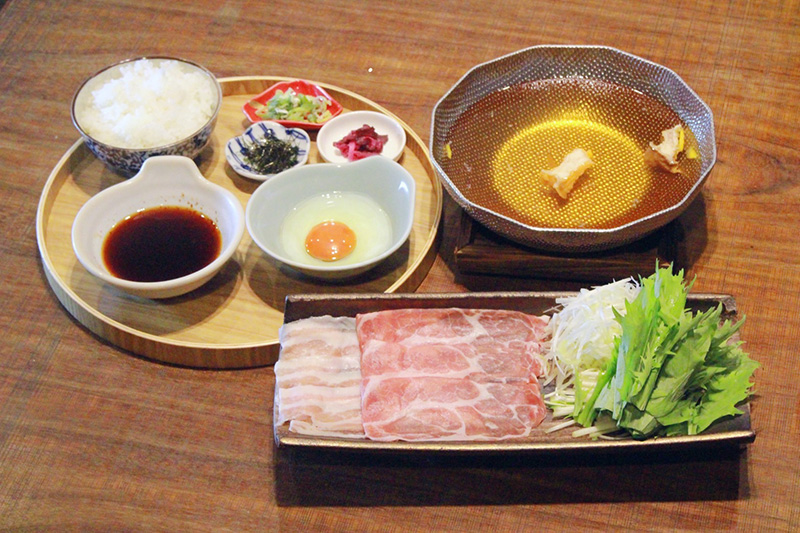 <特選豚しゃぶしゃぶ定食>